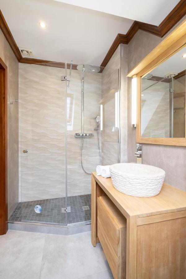 Hotel La Couronne A Wissembourg Zewnętrze zdjęcie