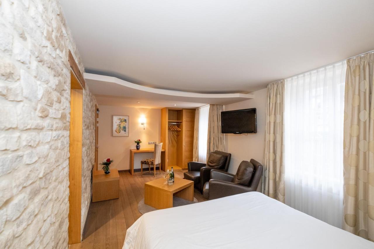 Hotel La Couronne A Wissembourg Zewnętrze zdjęcie