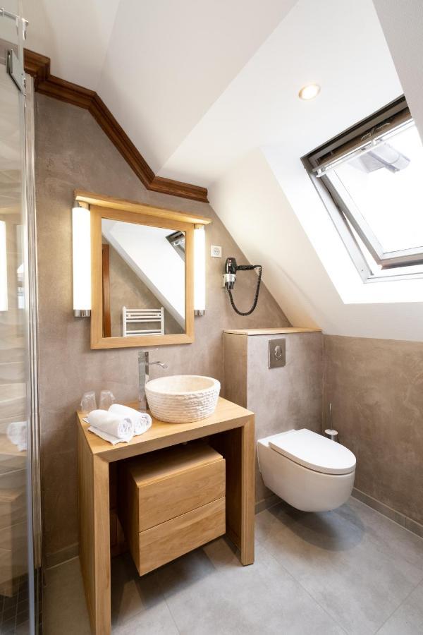 Hotel La Couronne A Wissembourg Zewnętrze zdjęcie