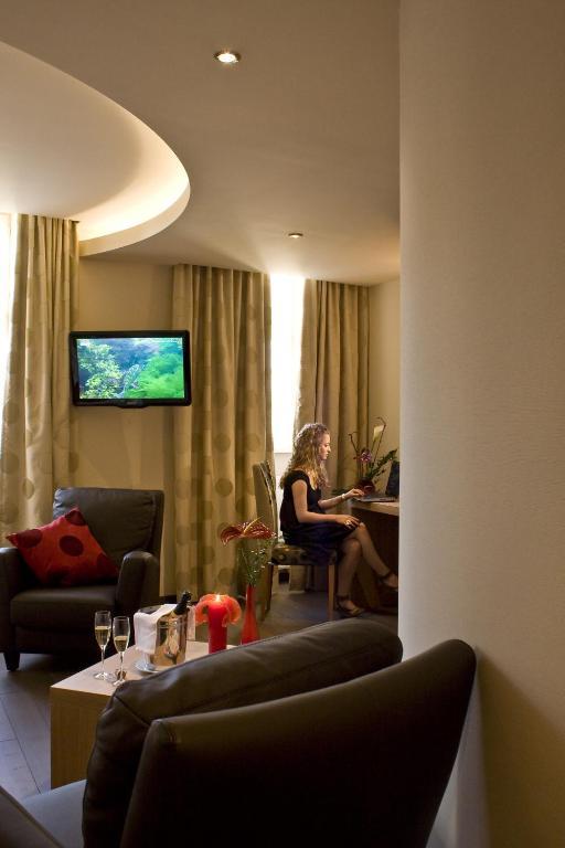 Hotel La Couronne A Wissembourg Pokój zdjęcie